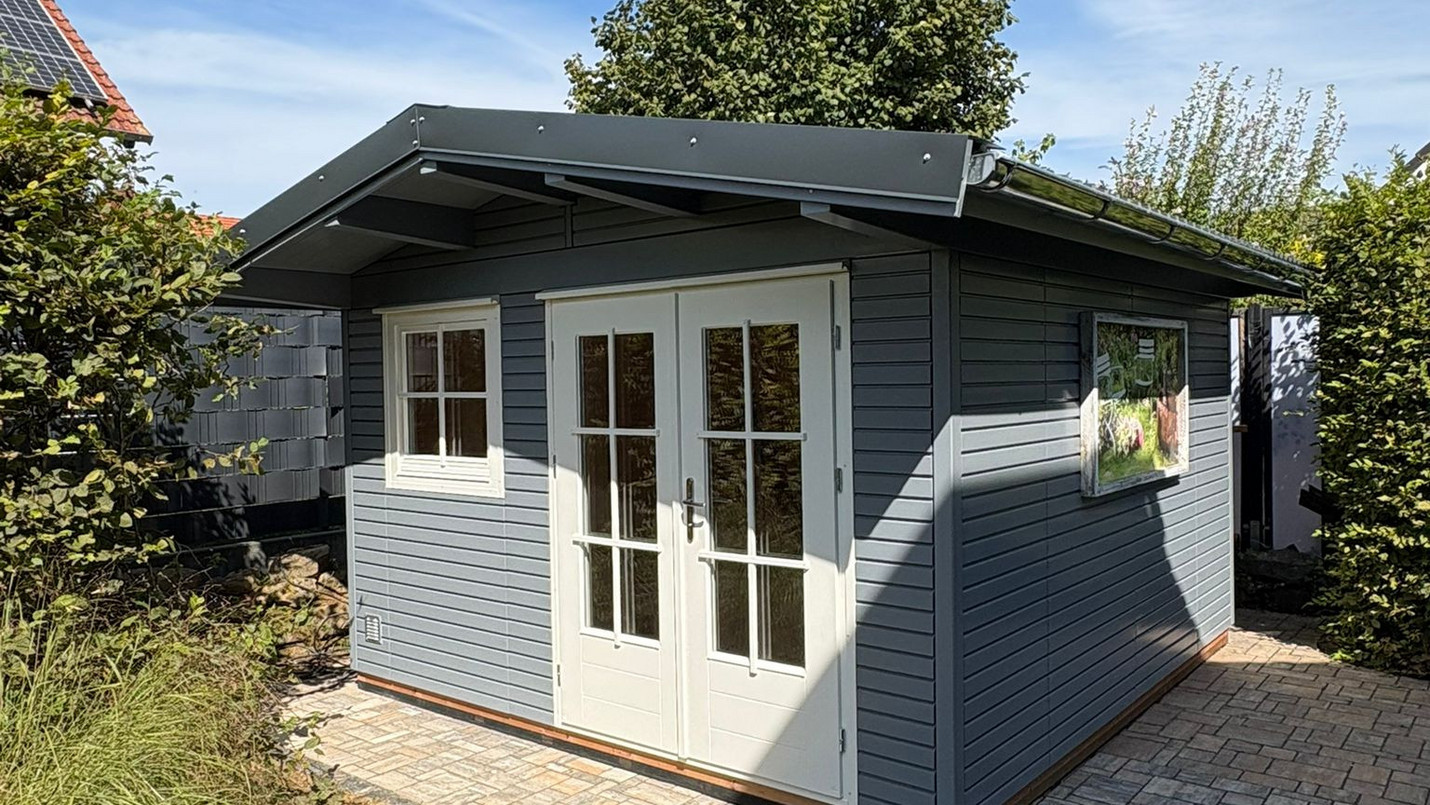 farbiges Holz Gerätehaus